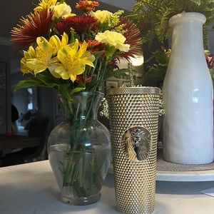 Starbucks Venti Gold Tumbler 2022 winter collection